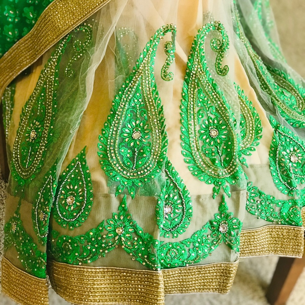 Saree - image 2